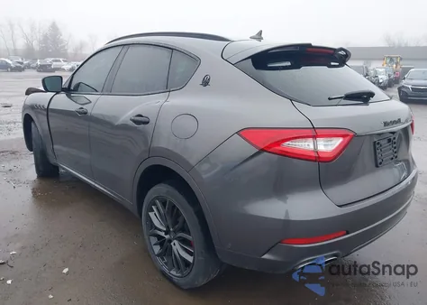 2018 Maserati Levante S Gransport из США, поврежденный, VIN ZN661YUS9JX291512